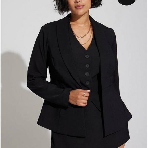 Torrid Studio Black Ponte Peplum Blazer NWT Sz 2X - Picture 2 of 7